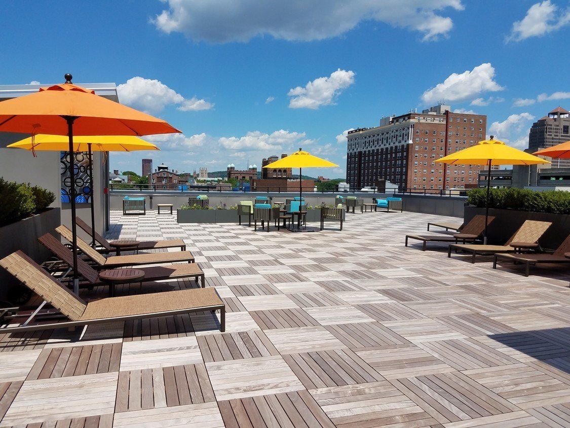 Metro Star Rooftop
